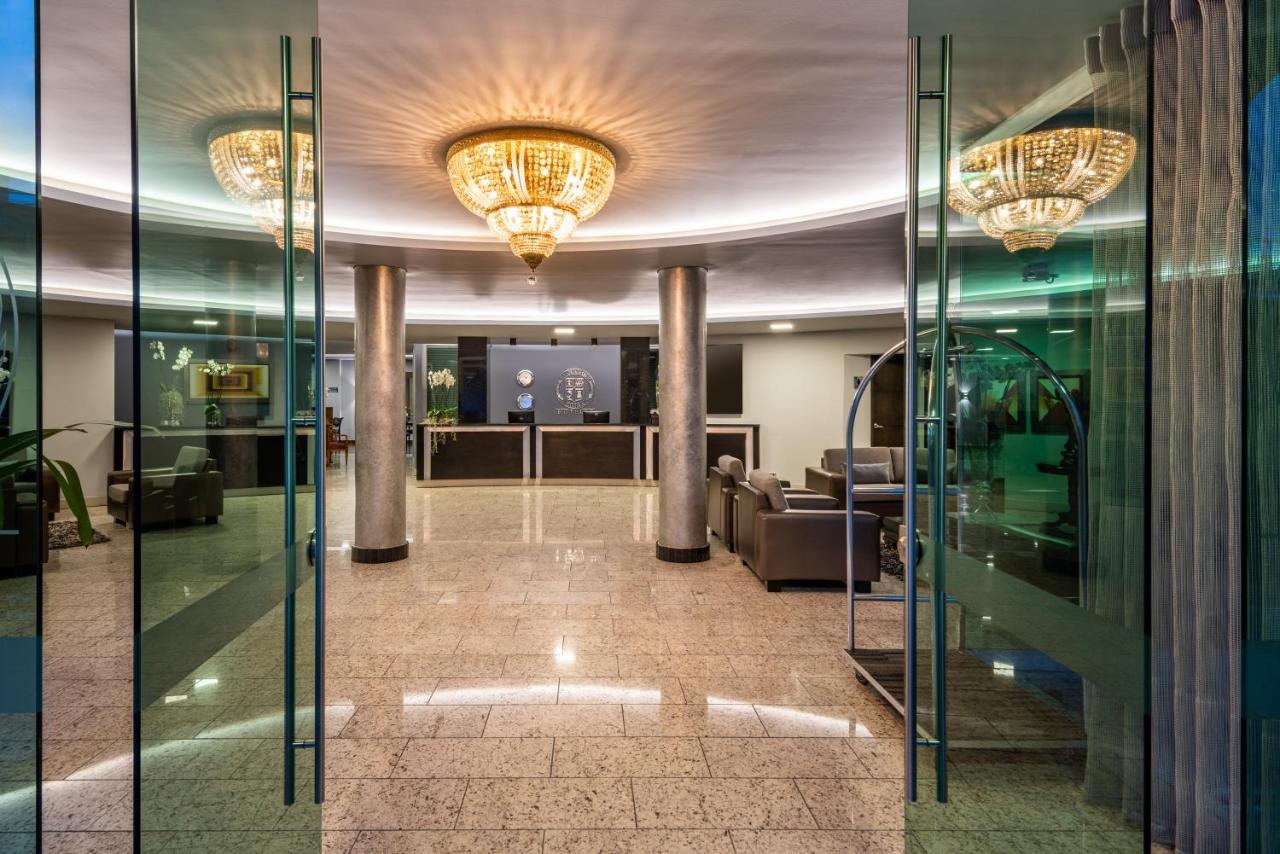 Hotel Egina Медельїн Екстер'єр фото