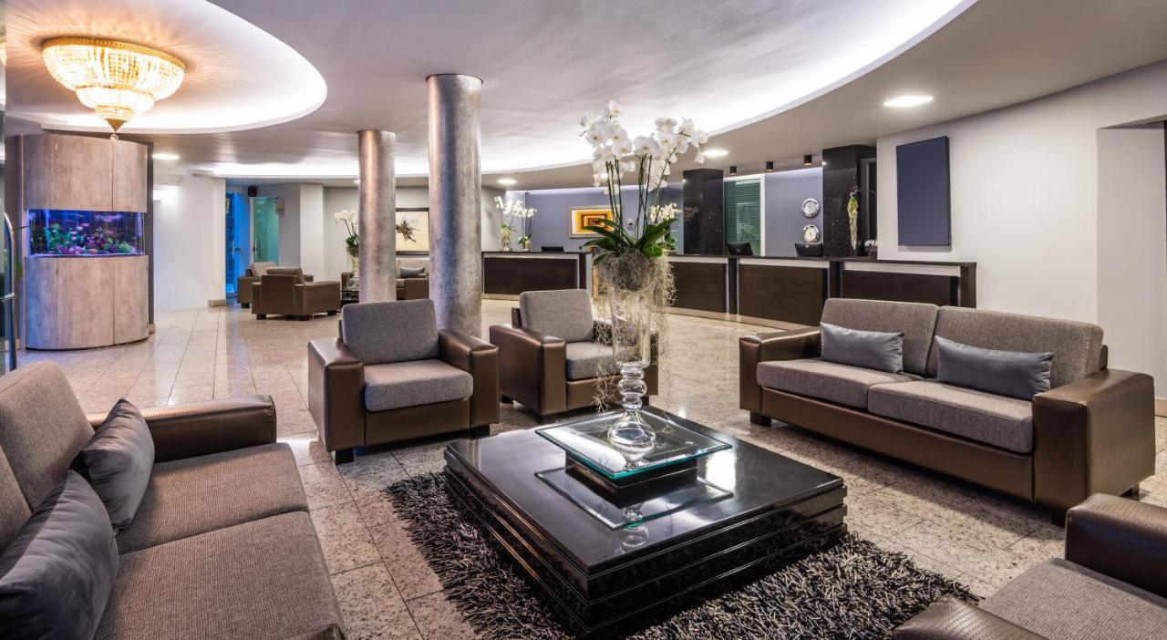 Hotel Egina Медельїн Екстер'єр фото