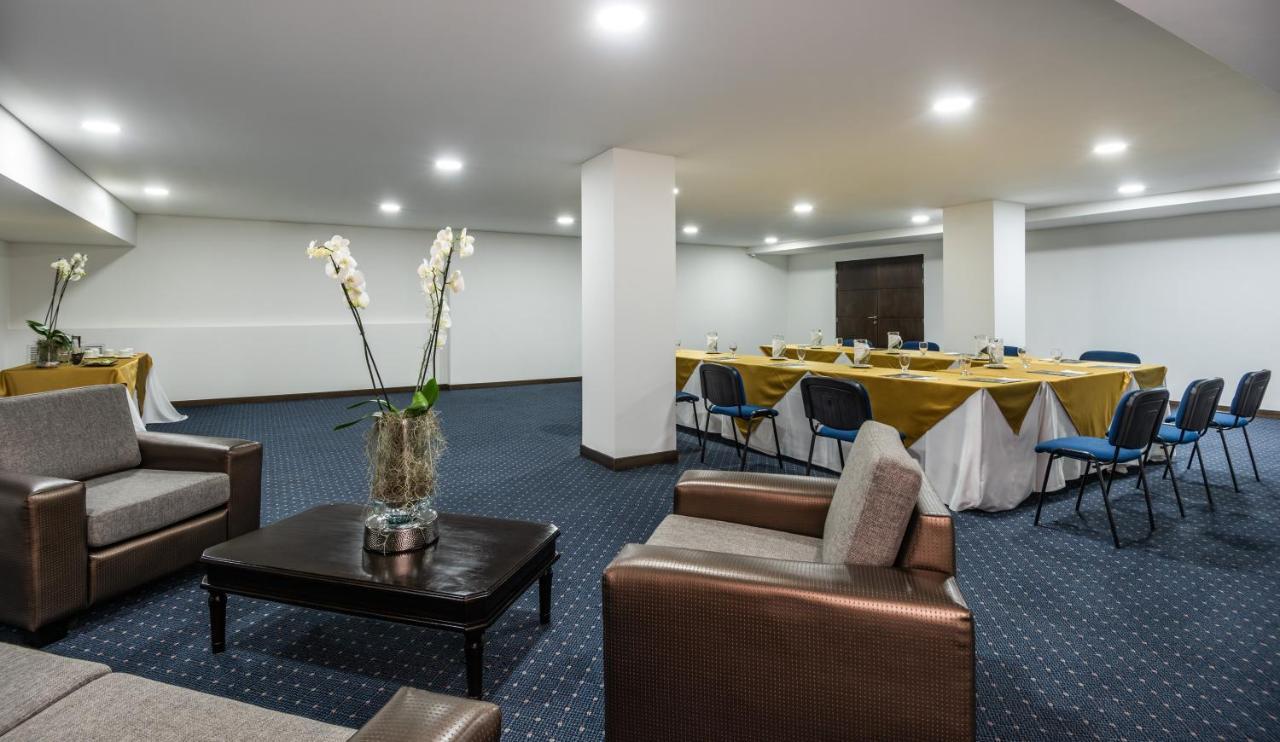 Hotel Egina Медельїн Екстер'єр фото