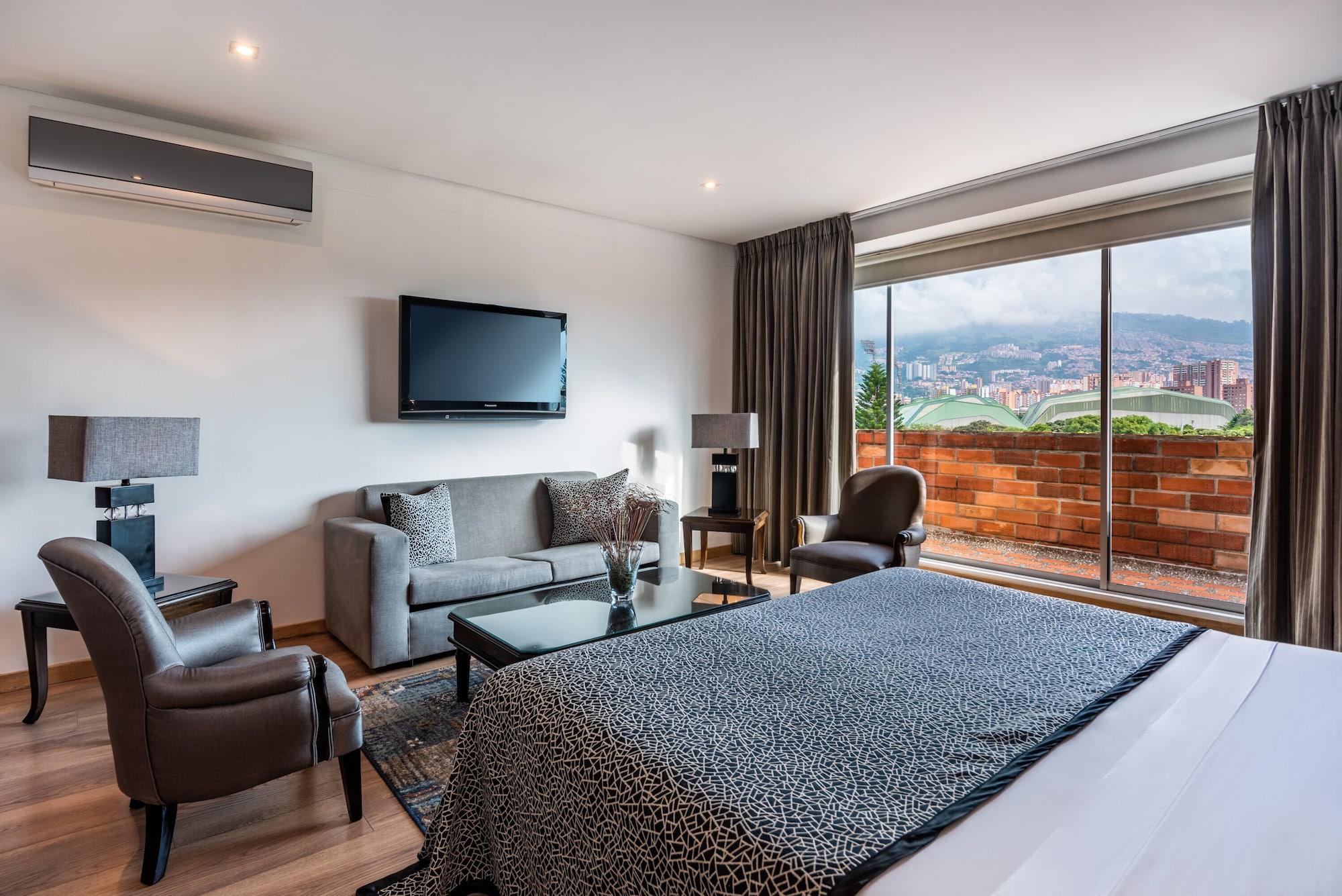 Hotel Egina Медельїн Екстер'єр фото