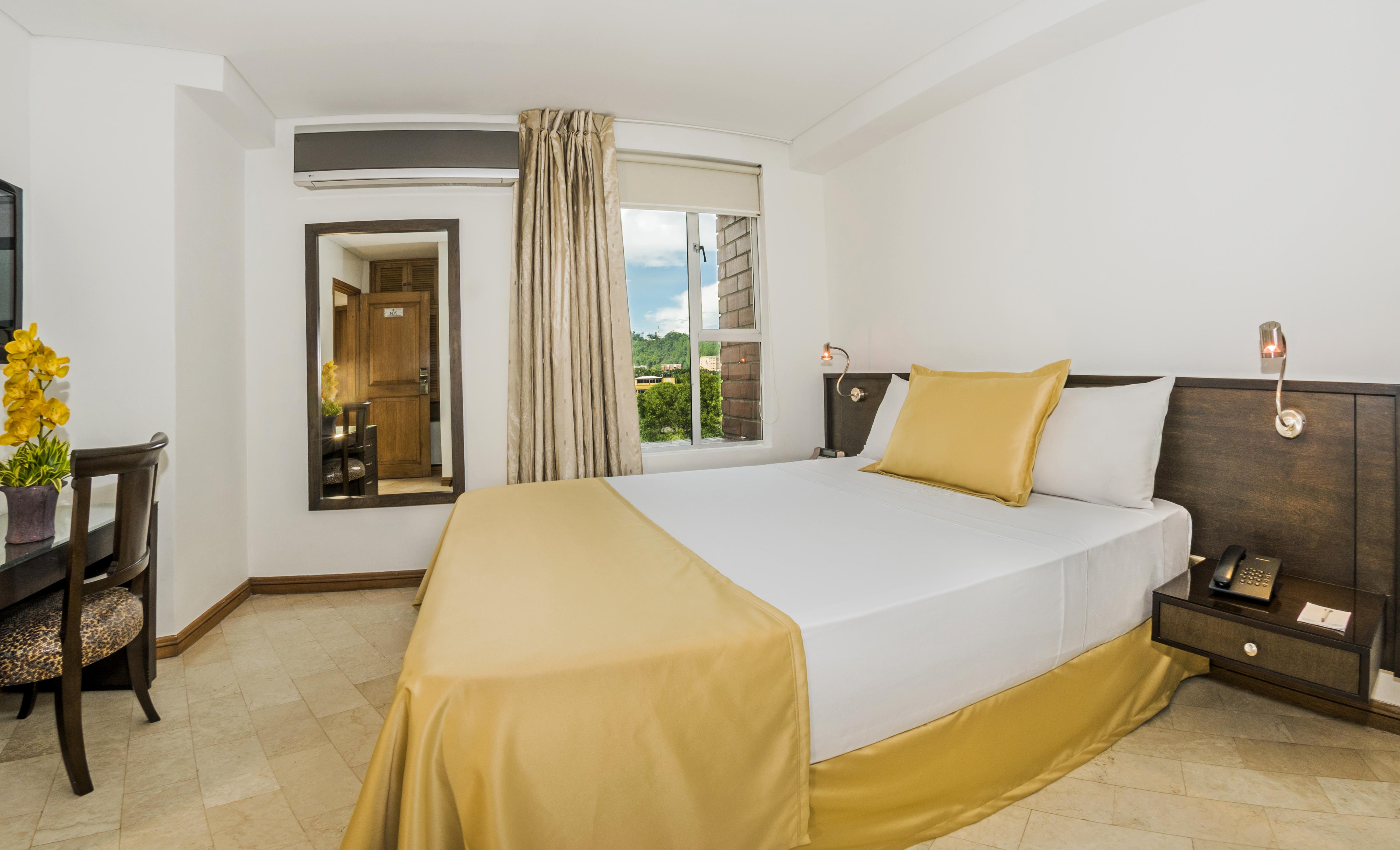 Hotel Egina Медельїн Екстер'єр фото